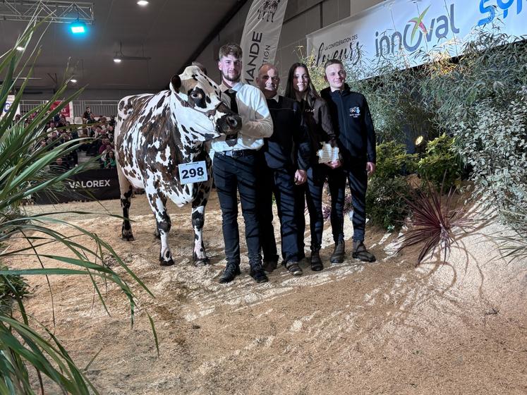 Si l'Orne repart avec trois premiers prix de section, le Gaec Danjou (Mantilly) décroche le prix de la meilleure bouchère.