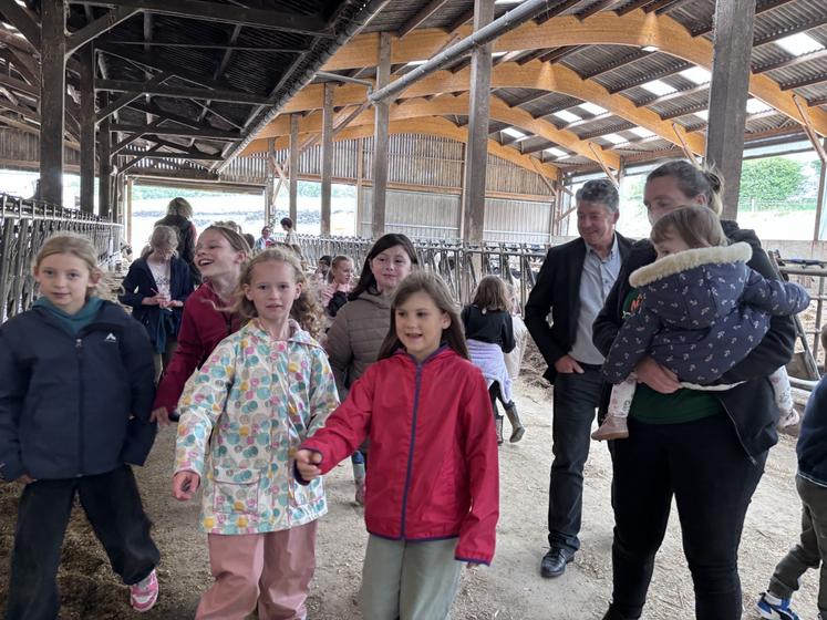 Pour Jean-Michel Hamel, président de la FDSEA de la Manche, ces visites peuvent susciter des vocations. Elles ont le mérite de faire découvrir les coulisses du métier d'agriculteur.