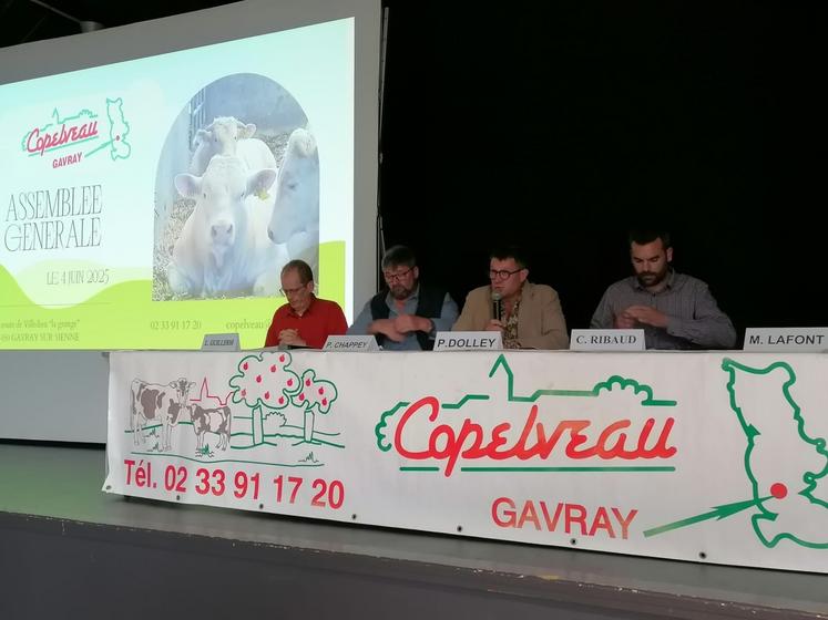 Philippe Dolley, président de la coopérative Copelveau, croit à la proximité et la réactivité de ses équipes, conduites par Clément Ribaud.