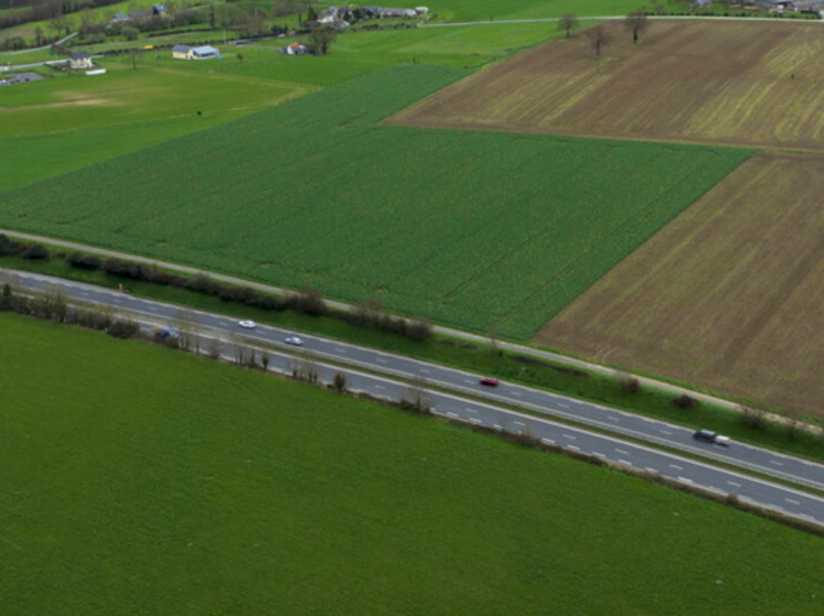 Le contournement sud est d'Avranches continue d'être étudié malgré une expression défavorable, mais une attente forte des acteurs économiques.