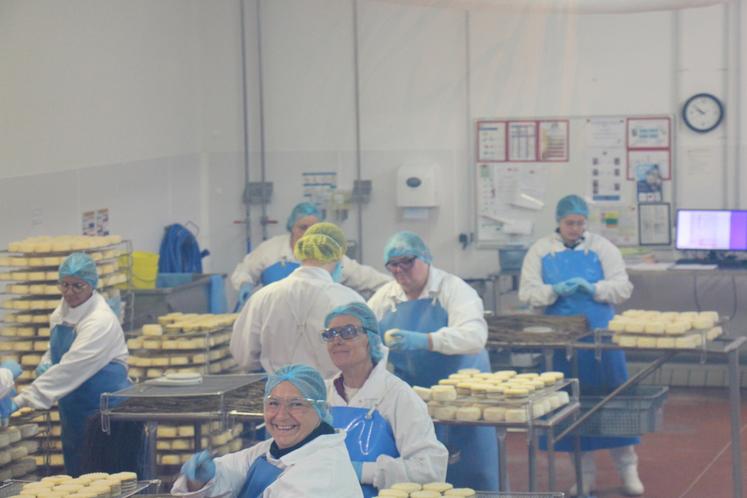 Les ouvrières de l'usine Graindorge, des artisanes de talent.