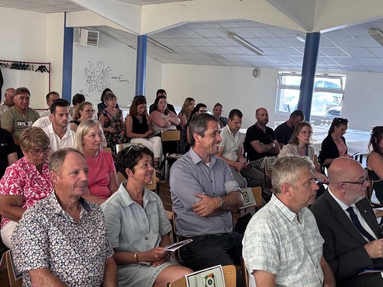 Les agents de remplacement et les partenaires ont participé à l'assemblée générale du Service de remplacement en juin dernier, où le bilan de l'activité a été réalisé.