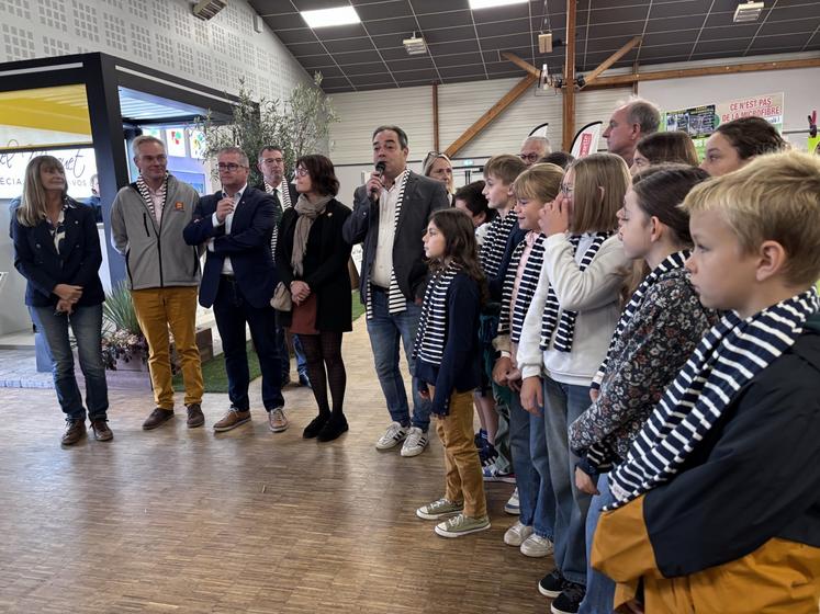 À l'inauguration, les membres du conseil municipal des jeunes étaient présents comme à son habitude.