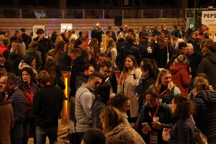 Il y avait une soirée organisée le jeudi au Normandy Horse Meet Up de Deauville.