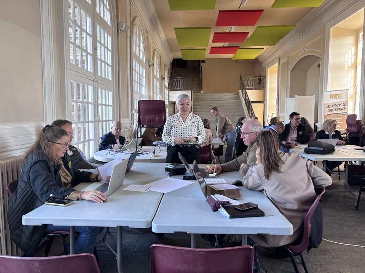 Avec Hanelise Wagner, consultante en IA et transformation digitale de la société Cegos, l'ensemble des participants a pu se rendre compte de manière concrète cette technologie en pleine évolution.