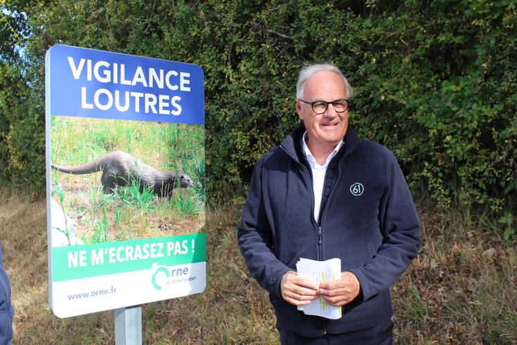 "Cette campagne s'inscrit pleinement dans notre politique départementale de préservation de la biodiversité, la présence de la loutre étant précieuse pour nos écosystèmes", insiste le président du département, Christophe de Balorre.