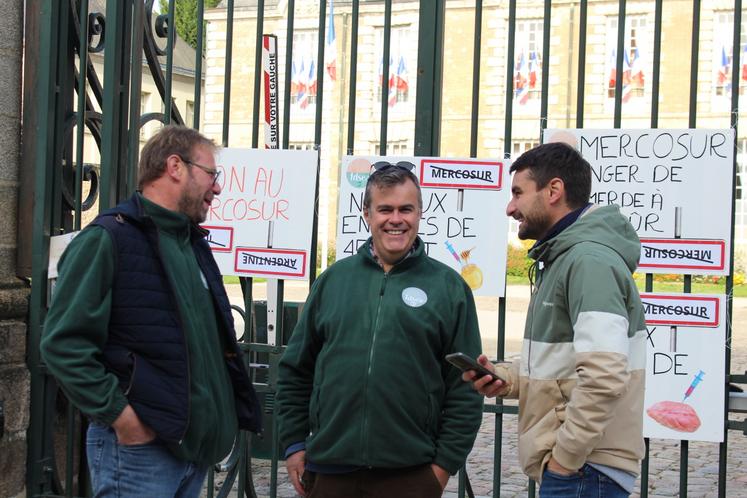 "Si on impose des normes en France, alors les produits importés doivent s'y conformer", martèle Sylvain Delye, président de la FDSEA de l'Orne.