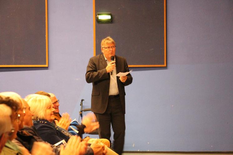 Joël Rebillard, délégué régional de la FRSEA, a animé la table ronde sur "l'avenir de l'Europe".