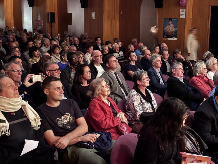 Près de 400 personnes étaient présentes à la soirée de lancement du 39e Téléthon au cinéma de Carentan-les-Marais.