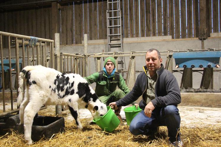 "J'aime la jeunesse et faire découvrir aux enfants le métier d'agriculteur", explique Denis Piednoir.