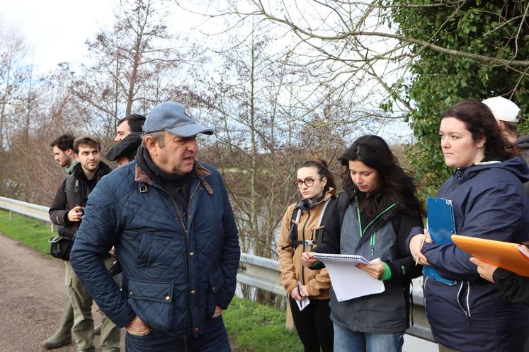 Henri Pomikal a échangé avec vingt élèves de la licence professionnelle Métiers de la protection et de la gestion de l'environnement de Caen.