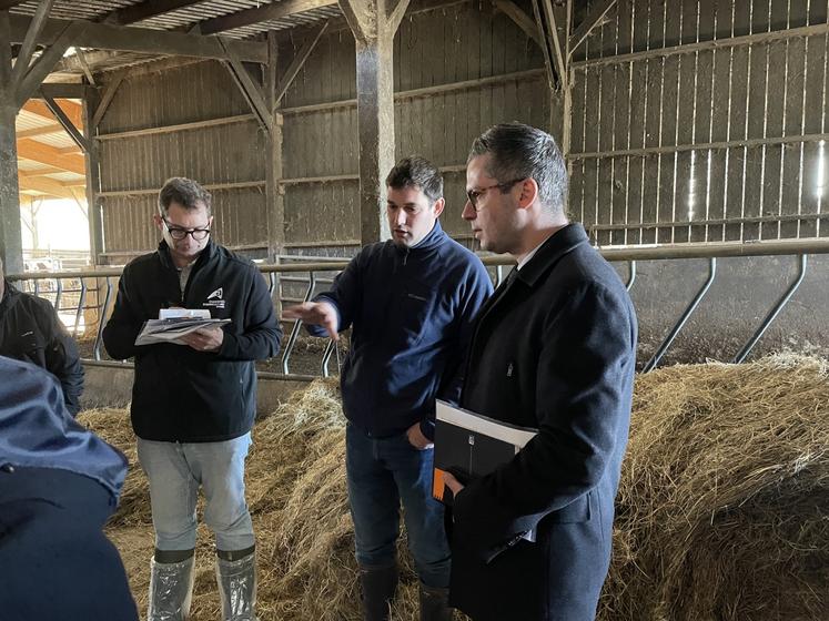Visite sous préfet de Vire Martin Lafon chez Nicolas Declomesnil comité territorial CA14
