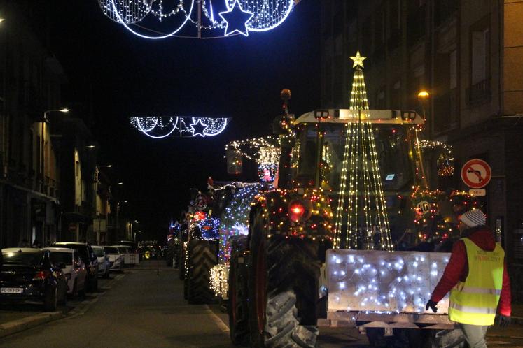 "La parade des tracteurs permet de donner une image positive des agriculteurs", se réjouit Cédric Dréano, responsable du canton de Messei. 