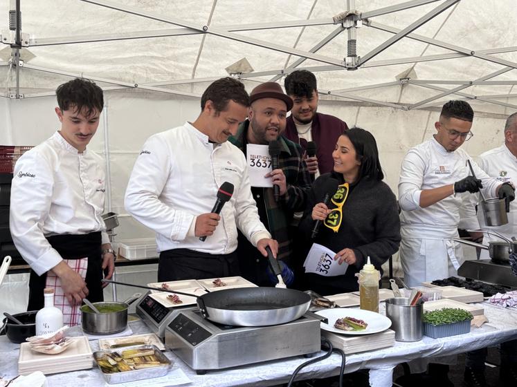 Les animateurs, Zorha Ben Milou et Raphaël Yem, ont passé quelques heures à Carentan dans l'objectif de mettre en lumière les défis et les animations.