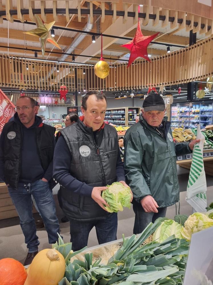Une des dernières actions syndicales a conduit Rémi Paugam à soutenir les producteurs légumiers de la Manche dans le nord du département. Dans les prochains jours, il sera aux côtés de ses collègues issus de toutes les filières.