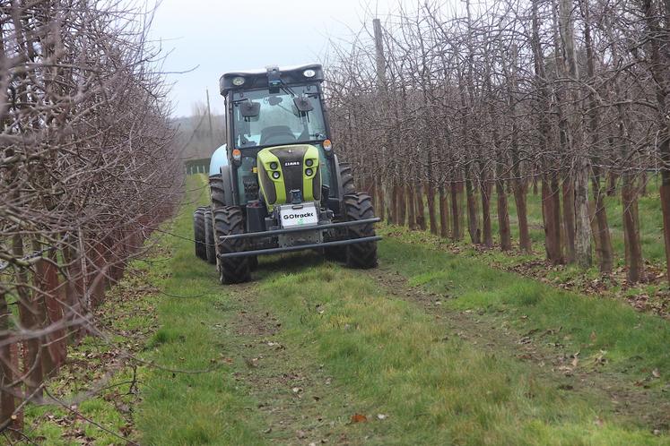 Il faut compter aux alentours de 75 000 € pour un pack complet Auto DRIVE. L'équipement du tracteur se fait en Pologne.