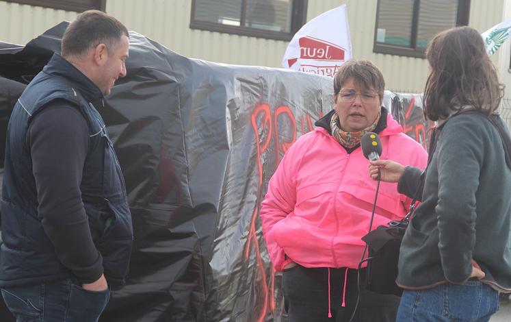 Une bonne médiatisation. Sabrina Orain, productrice installée en 2015 avec son mari à Isigny-le-Buat, a répondu aux questions de France Info.