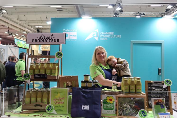 Sophie d'Hoine a fait déguster "Les bons légumes de Sophie" sur le stand du département.