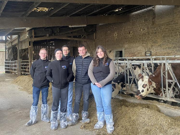 Samedi 14 février, la cinquantaine d'adhérents de l'association Normande Avenir 61 a élu Maxime Guibé, Océane Brunet, Gratien Travere, Tony Bourdais et Maude Quellier qui constituent le nouveau conseil d'administration.