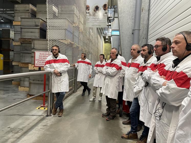 Avec plus de 600 recettes à son catalogue, Normandise Pet Food rivalise d'innovations en matière de nutrition animale humide. L'entreprise s'est lancée sur les pochons et les briques, en plus des barquettes.