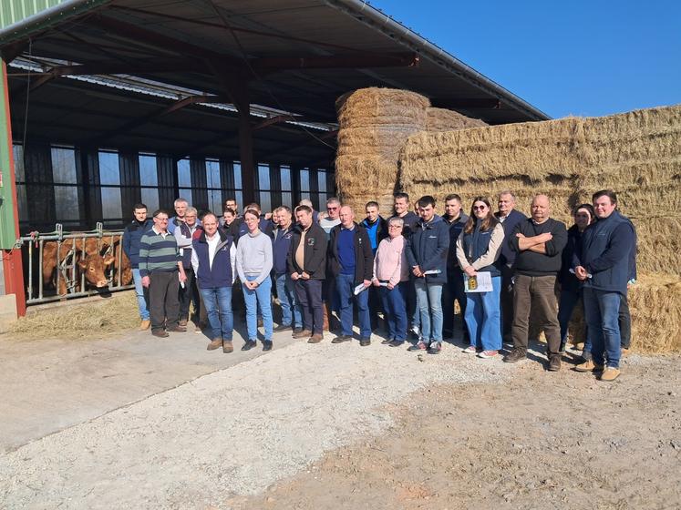 "C'est important que les gens participent pour que le syndicat continue de progresser. Les concours d'animaux, c'est bien, mais que la race progresse l'est tout autant", relève Clément Lebrun, vice-président de la Chambre d'agriculture du Calvados, lors de l'assemblée générale du syndicat de race Limousin du Calvados, jeudi 19 mars.