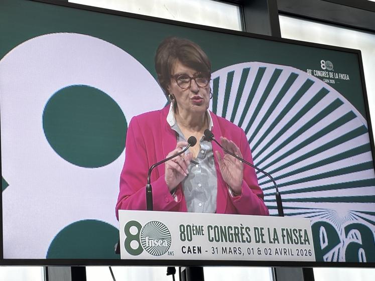 Annie Genevard a clôturé les débats du 80e congrès de la FNSEA.