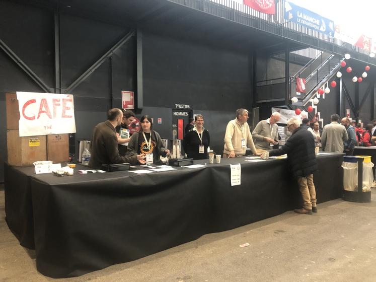 Solaal Normandie a tenu un stand de café solidaire en partenariat avec l'Afdi Normandie
