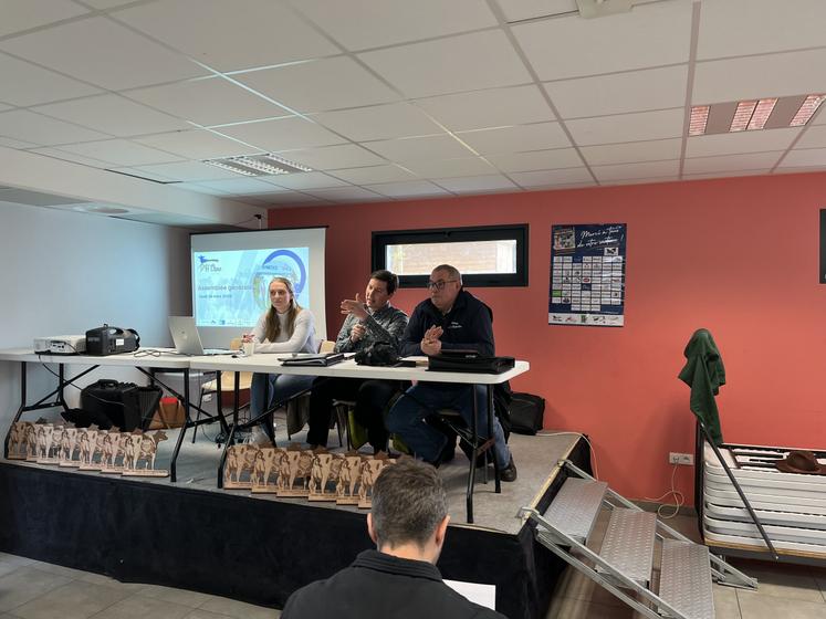 AG Prim'Holstein 61 Marie Lecavelier Luc Sassel Laurent Roche