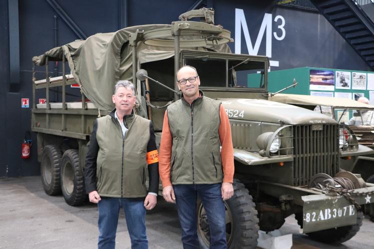 Jean-Michel Hamel, président de la FDSEA de la Manche, et Xavier Hay, président de la FDSEA du Calvados, coorganisateurs.