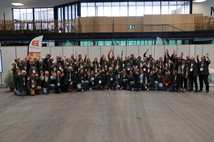 Sans les 110 bénévoles engagés aux côtés des organisateurs : rien n'aurait été possible. Tous se sont donnés à 100 % : vestiaire, remise des sacs cadeaux, renseignements et service aux pauses...