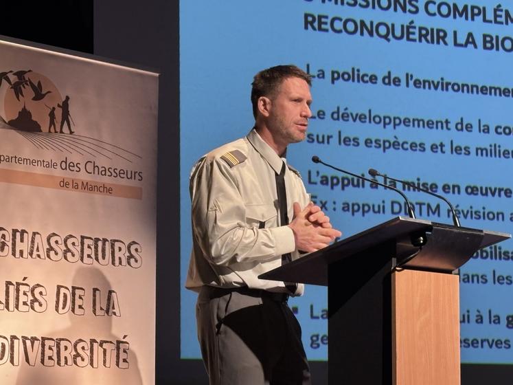 Guillaume Binet, chef du service départemental de l'Office français de la biodiversité de la Manche