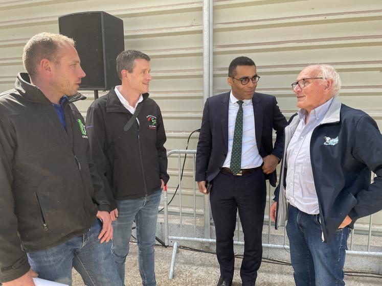 Un échange avec Guillaume Nuttens, Arnaud Nuttens et Dominique Pépin (comité organisateurs) a permis de dialoguer ouvertement.