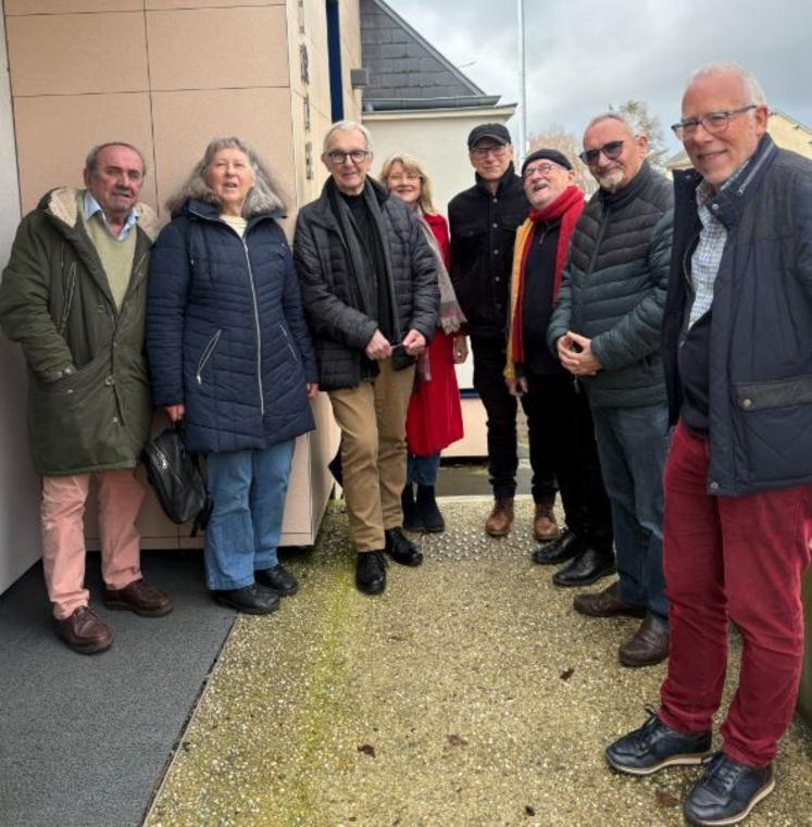 Les auteurs : Pascal Vannier, Dominique Roué, René Gautier, Régine Hervieu, Jean-Pierre Marie, Jean Quinette, Gérard Feuillet et Gilles Quinquennal.