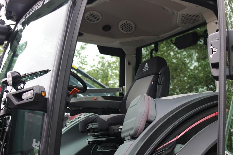 La nouvelle Clever Cab du X7.624 VT-Drive mise sur le confort.