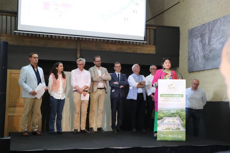 Une table ronde dispensée par des collaborateurs et élus de l'Alliance pour le lin et le chanvre européens a été très éclairante.