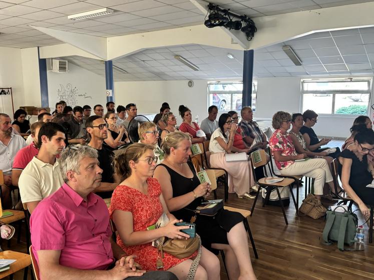 L'assemblée générale du Service de remplacement de la Manche du 23 juin n'aura duré que deux heures en raison de la canicule.