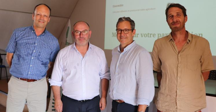 À l'occasion de son assemblée générale, jeudi 25 juin, la FDSEA du Calvados a convié Laurent Duplomb - ici entouré de Xavier Hay, président, Geoffroy De Lesquen, vice-président et Guillaume Férey, secrétaire général - pour parler de productivité et compétitivité.