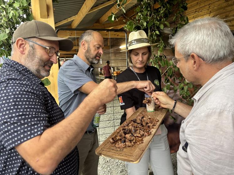 Le chevreuil comme le sanglier ont régalé les papilles des partenaires, bénévoles et visiteurs tout au long du week-end des Journées de la biodiversité et de la ruralité.
