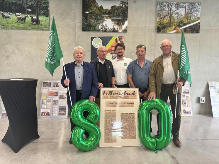 Michel Hamel, Michel Cottebrune, Romain Blanchard, secrétaire général adjoint de la FNSEA, Jean-Michel Hamel et Eric Lecler.