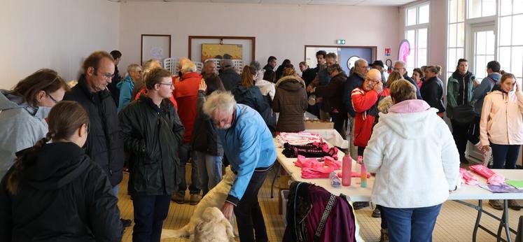 9 h 15, inscriptions. 10 heures : départ.