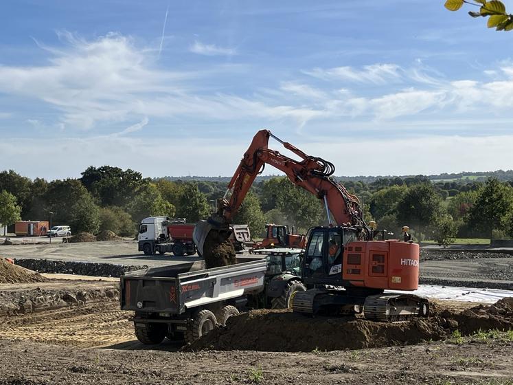 Sur le site à proximité du Pôle Agglo 21, les travaux du futur laboratoire Lilano viennent de débuter. Les équipes devraient rejoindre le site à la fin de l'année 2027.