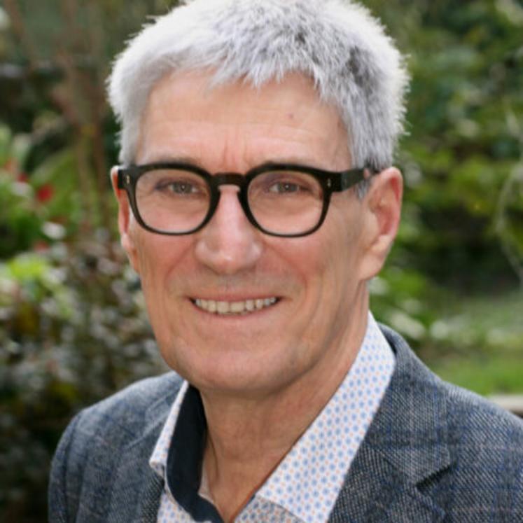 Denis Lefer maire de Bricquebec-en-Cotentin