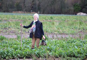 Marinette Desseroit ne compte plus les heures passées pour garder son outil de travail. À 60 ans, elle ne lâche rien. DR