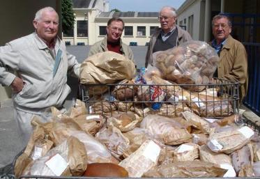 Les membres du bureau.
L'association a décidé d'ouvrir ses portes au public le 15 juin prochain, après l’inauguration, de 10 h 30 à 17 h.