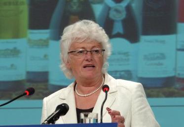 Mariann Fischer Boel infléchit ses propositions de réforme.