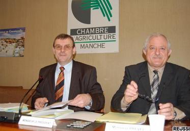 Rémy Bailhache (à gauche), "la lutte entre les diverses tendances doit se faire dans le respect de l'autre".