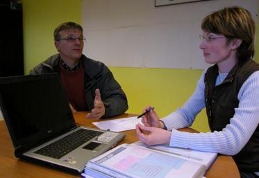 Francis Jourdan et Angélique Maire : “il ne faut pas aller contre mais vers la conditionnalité pour apporter à notre département une dynamique. Chaque maillon a, sur ce dossier, un rôle à jouer”.