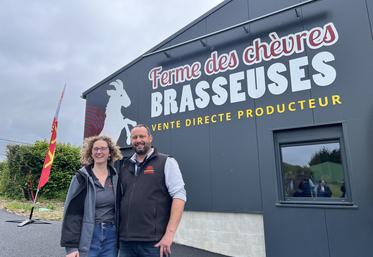 Sophie et Marc Burgerjon ont inauguré leur brasserie, à quelques pas de la chèvrerie familiale, aux Authieux-du-Puits.