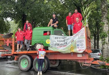 Les bénévoles du Festival des JA ont mouillé la chemise notamment samedi dernier au marché de Saint-Lô. Mais la météo devrait être plus clémente le 1er septembre.