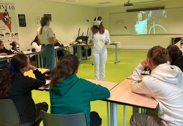 Les MFR de Balleroy (14), Vains (50) et Vimoutiers (61) sont les premières structures en France à utiliser la réalité virtuelle dans la filière équine. La prochaine étape est de former d'autres personnes, en dehors du réseau des MFR, à l'utilisation de l'outil. L'école des courses hippiques Afasec, à Graignes, pourrait être la prochaine.